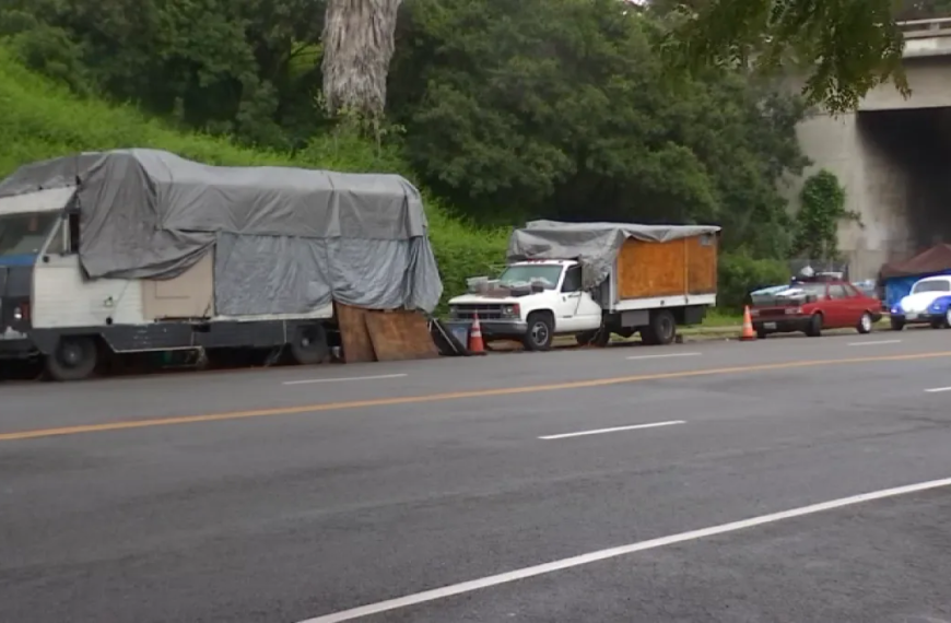 LA County Board Expands Parking Rules for Large Vehicles