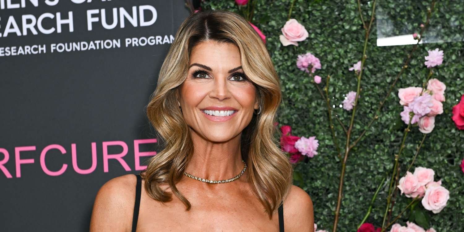 Lori Loughlin Steps Out with New Dark Hair and Lace Top After Split from Mossimo Giannulli