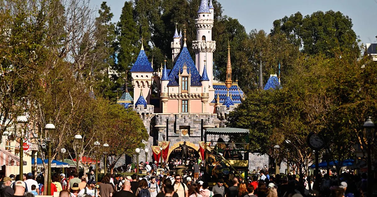 Measles Warning: Recent Exposure at Disneyland, LAX, and Woodland Hills