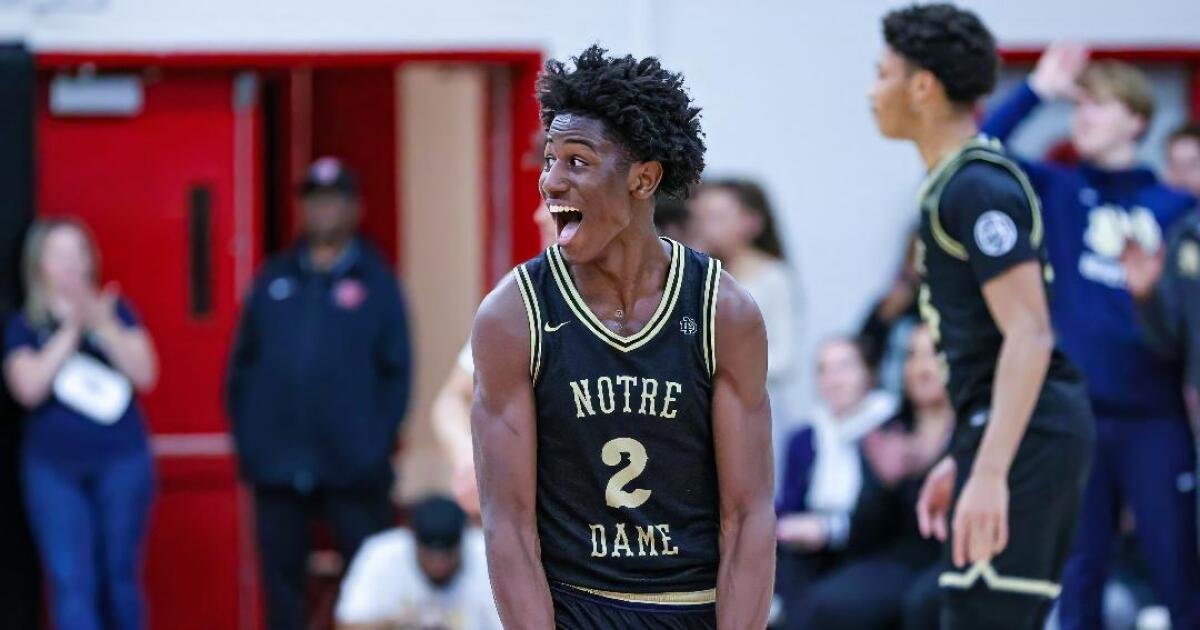 NaVorro Bowman Shines in Notre Dame's Victory Against Crespi: A Basketball Recap