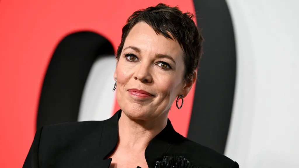 Olivia Colman's Connection to Queer Screen Stories and Her Non-Binary Feelings