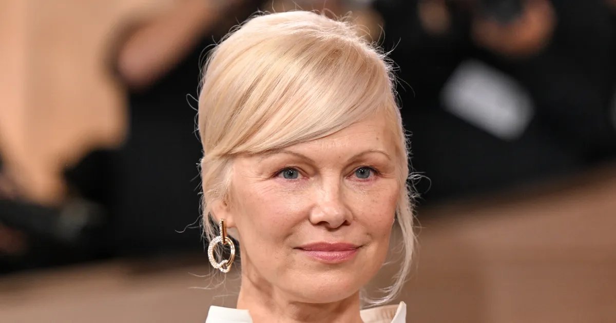 Pamela Anderson's Stylish Light Blue Puffer Jacket Looks Great—Check Out This Even Better Option from Amazon