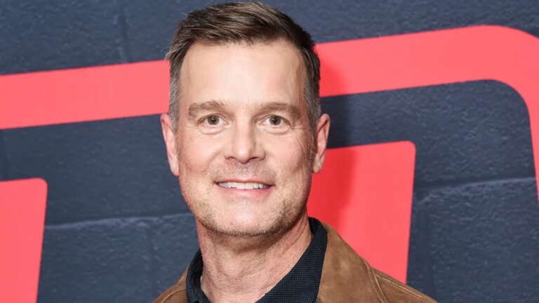 Peter Krause Takes on New Role in NBC Pilot 'Protection' After '9-1-1'