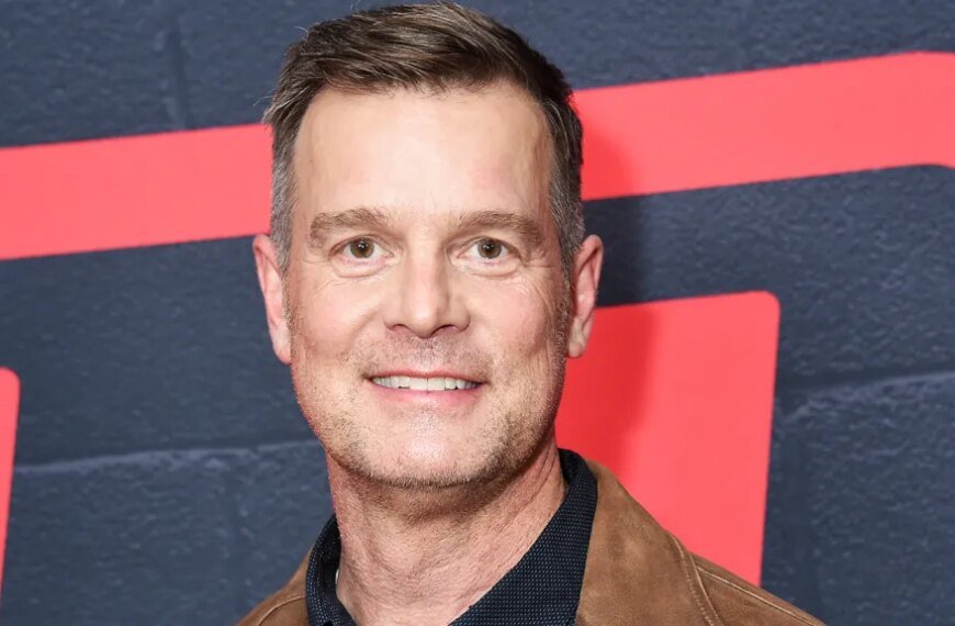Peter Krause Takes on New Role in NBC Pilot 'Protection' After '9-1-1'