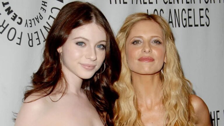 Sarah Michelle Gellar Reflects on One Year Since Michelle Trachtenberg’s Passing: “It’s Hard to Believe a Year Has Passed”