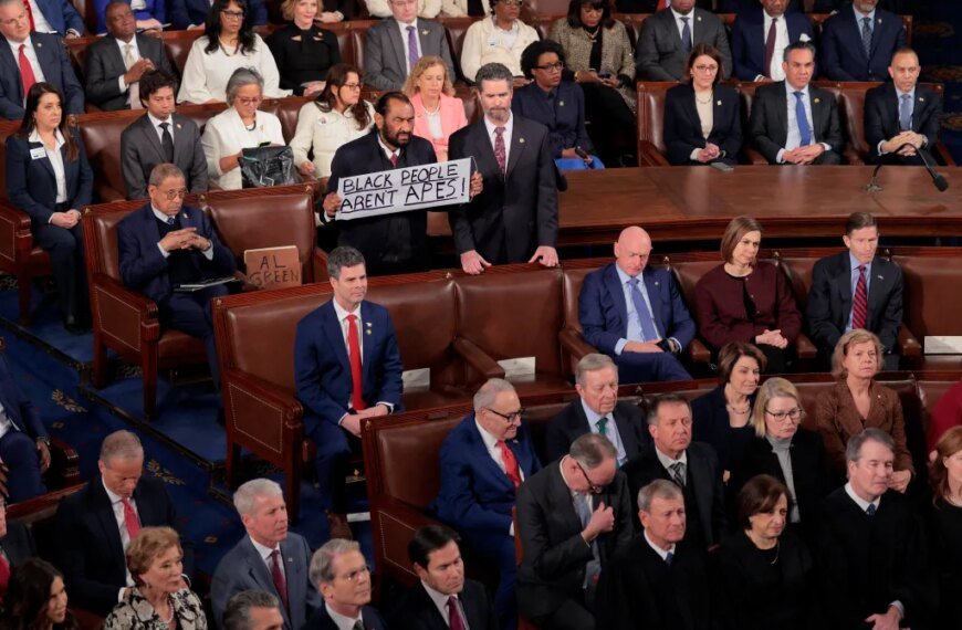 Texas Representative Al Green Removed from Trump’s State of the Union for Protesting AI Video Mocking the Obamas