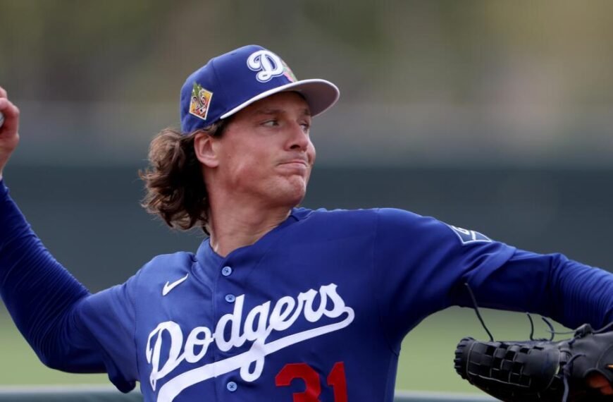 Tyler Glasnow Keeps It Simple in His First Spring Start for the Dodgers