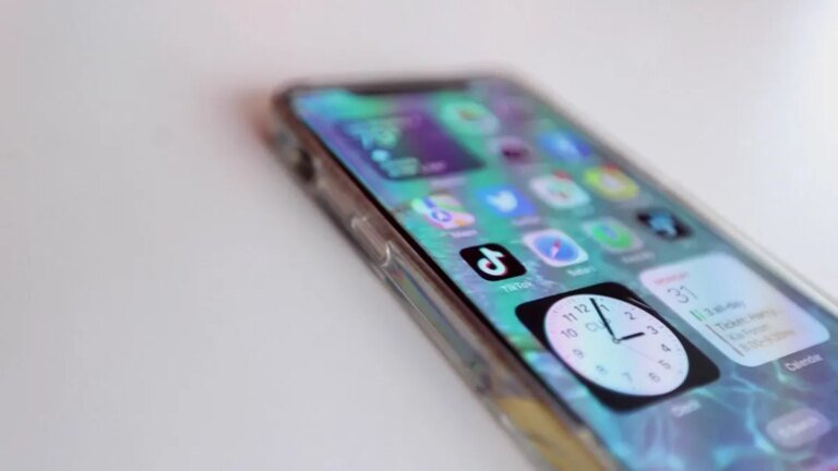 Understanding the New Cell Phone Policy in Long Beach Schools