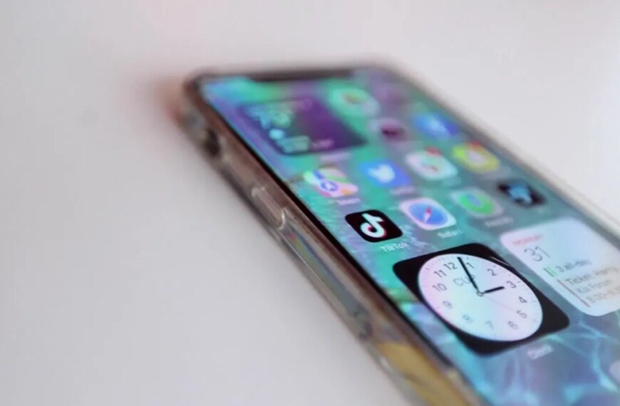 Understanding the New Cell Phone Policy in Long Beach Schools