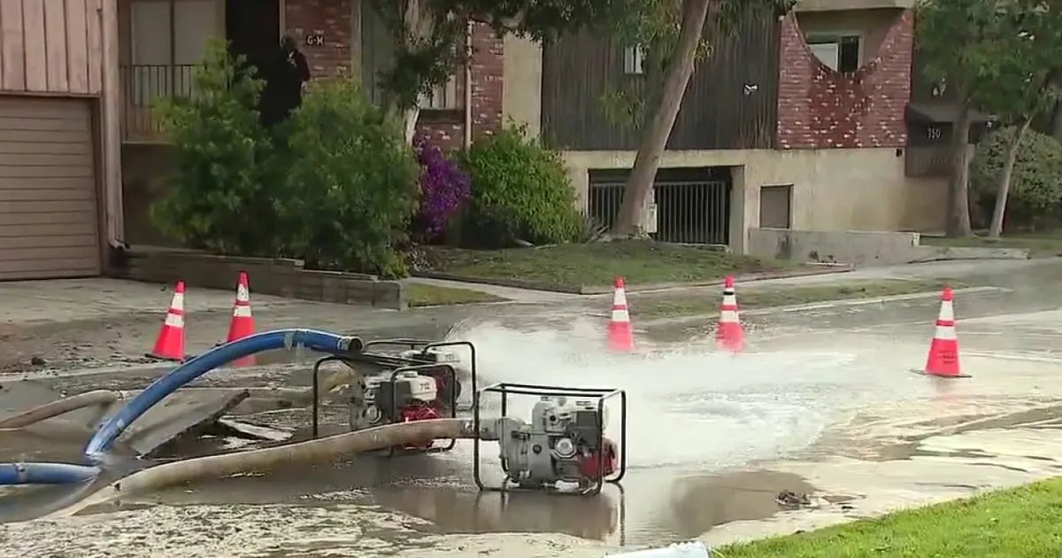 Water Main Break in Burbank Leads to Flooded Streets