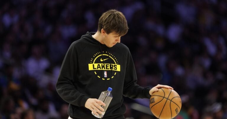 When Can We Expect Austin Reaves to Be Back on the Court?