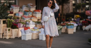 17 Stylish Floral Dresses That Go Beautifully With Sneakers for Cozy Spring Looks