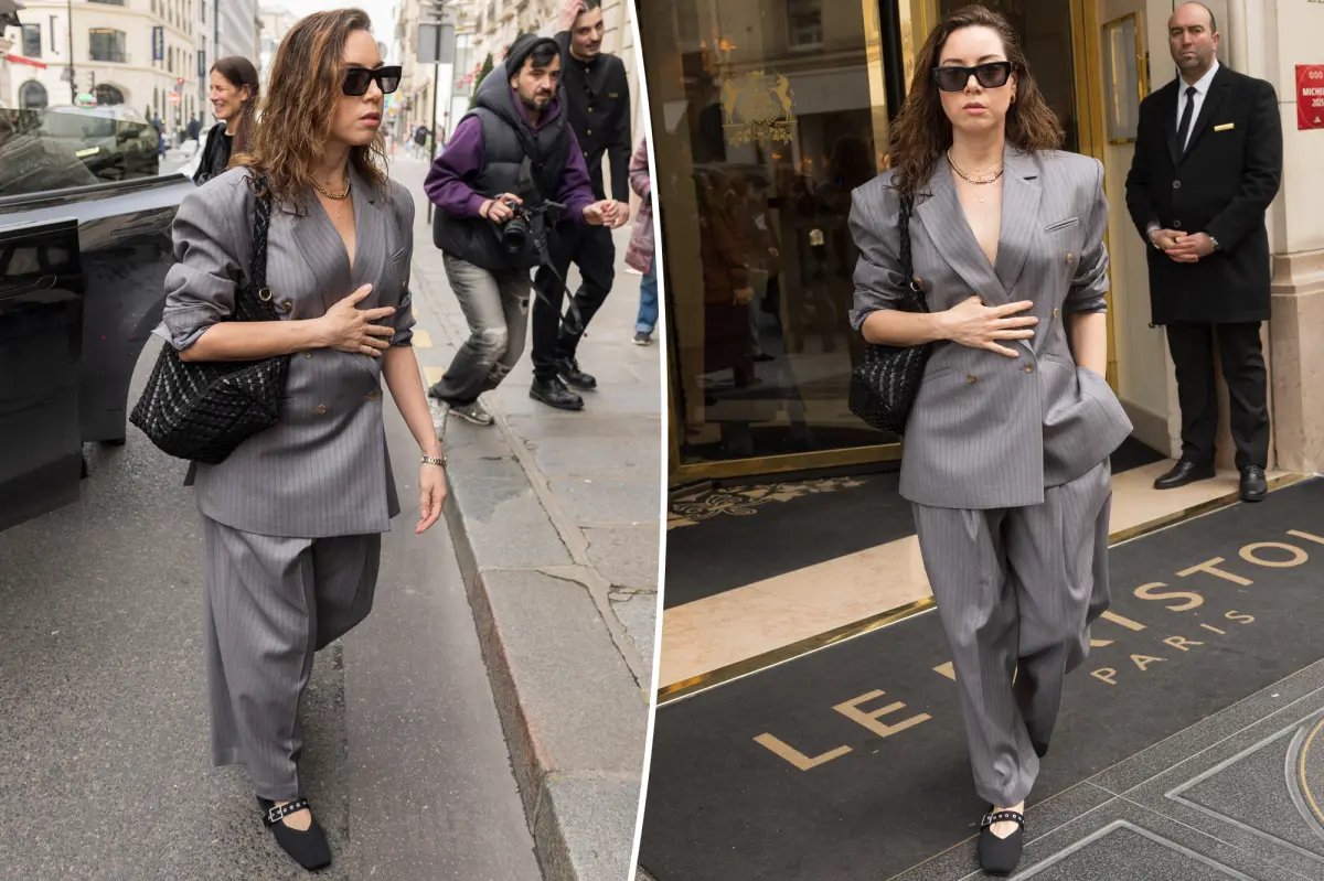 Aubrey Plaza Steps Out in Trendy $139 Flats You’ll Want to Try