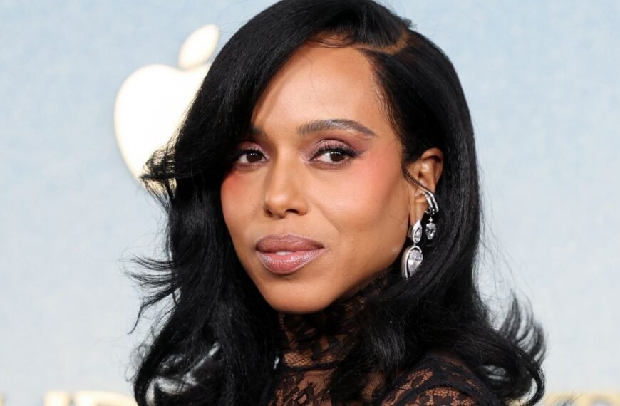 Kerry Washington Shows Off Her Lacy Jumpsuit and Trendy Hairstyle
