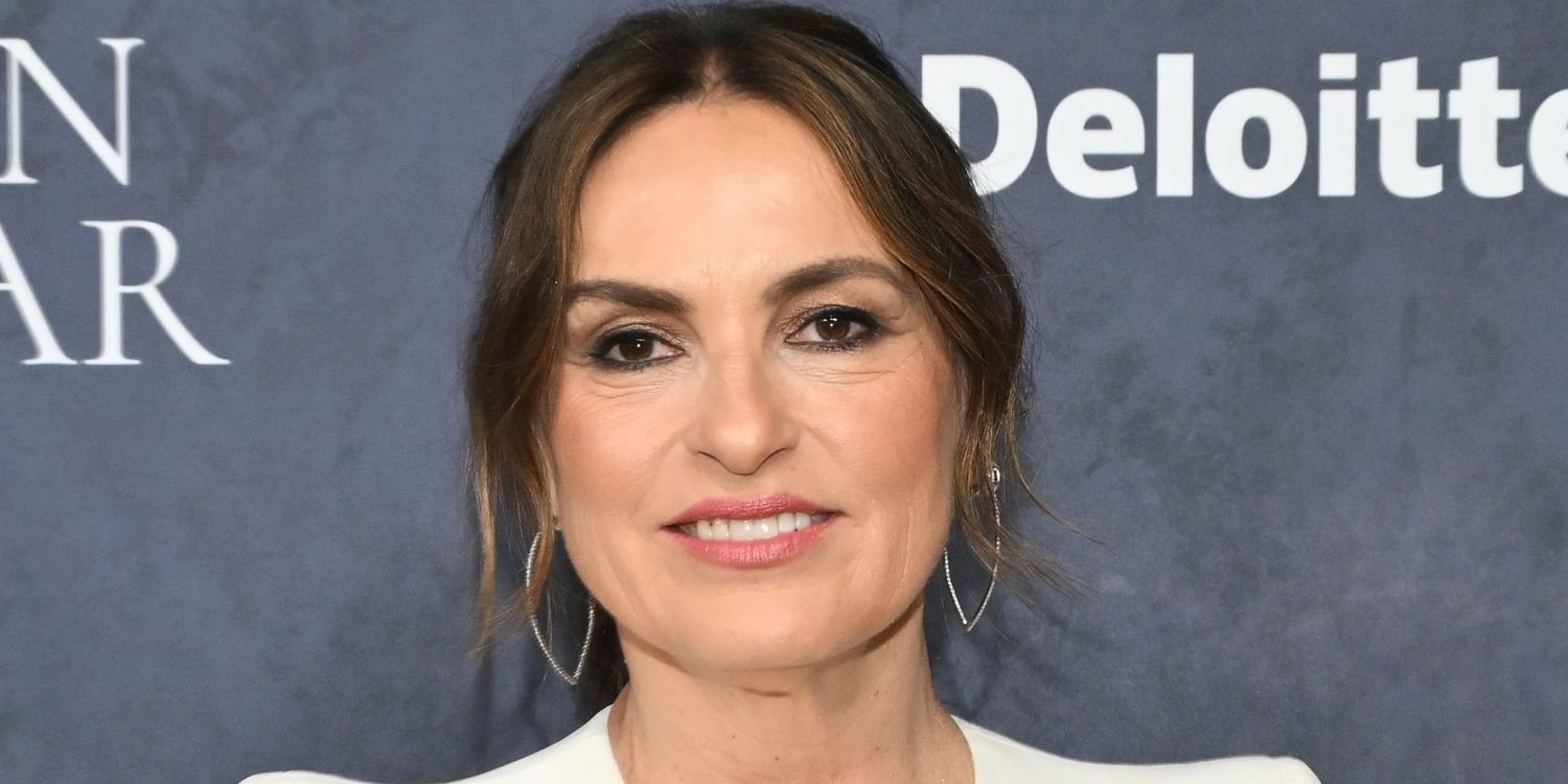 Mariska Hargitay Stuns in a Thigh-High Slit Dress with Charming Crystal Details