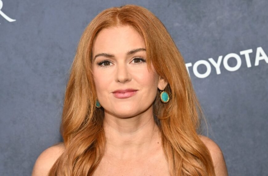 Isla Fisher Shares How She's Thriving Nine Months After Her Divorce from Sacha Baron Cohen