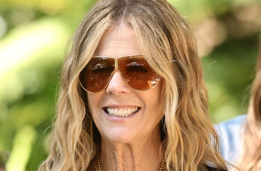 Rita Wilson Adds a Flirty Touch to Boho Chic with Her Keyhole Cutout Dress