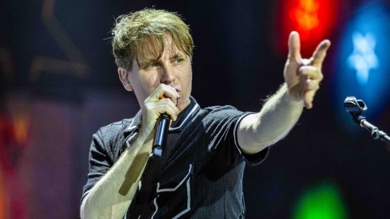 Franz Ferdinand Shares Exciting News About Their Upcoming North American Tour