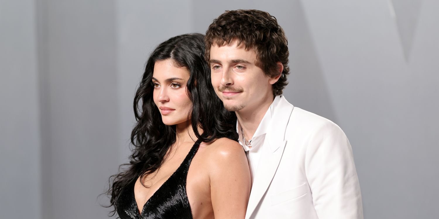 Kylie Jenner Stuns in a Stylish Cutout Dress with Feather Train at the Oscars After-Party with Timothée Chalamet