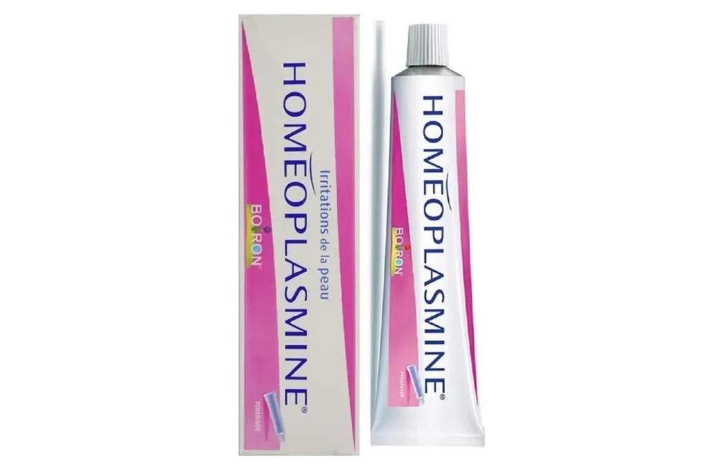 Boiron Homeoplasmine ointment in a tube and its packaging box.
