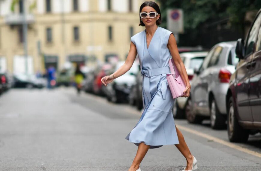 21 Simple Wrap Dresses That Celebrate Your Waistline and Suit Every Body Type