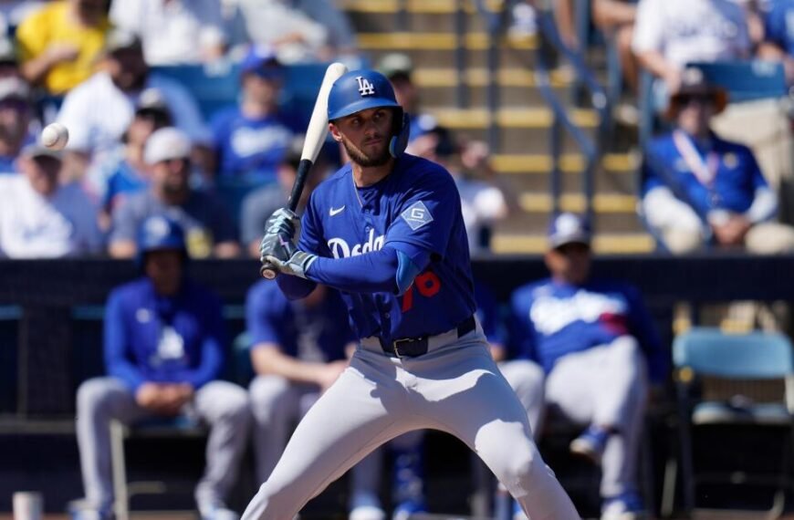 Alex Freeland Narrowly Secures Spot on Dodgers Opening Day Roster Over Hyeseong Kim