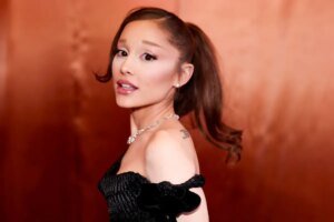 Ariana Grande Shares a Rare Look at Her Natural Curly Hair on Instagram