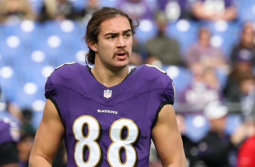 Charlie Kolar Joins the Chargers on a Three-Year Deal