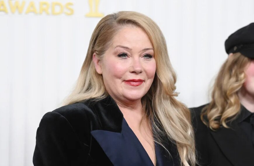 Christina Applegate Shares How She Chose a Rock Star Over Brad Pitt in 1989
