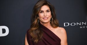 Cindy Crawford’s Chic Wide-Leg Denim Style That Might Change Your Mind About Skinny Jeans
