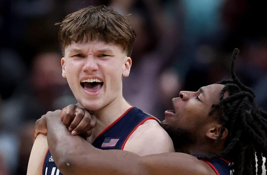 Connecticut Upsets Duke in Exciting Game to Set Final Four Matchups