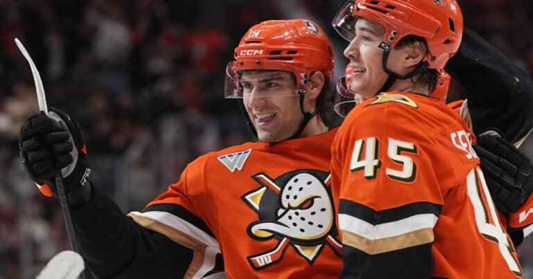 Cutter Gauthier Shines with Two Goals in Ducks' Win Over Islanders