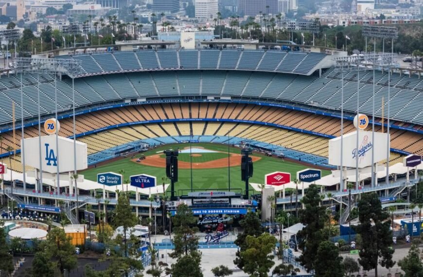 Dodgers Reach Agreement with Uniqlo for Naming Rights at Dodger Stadium Field