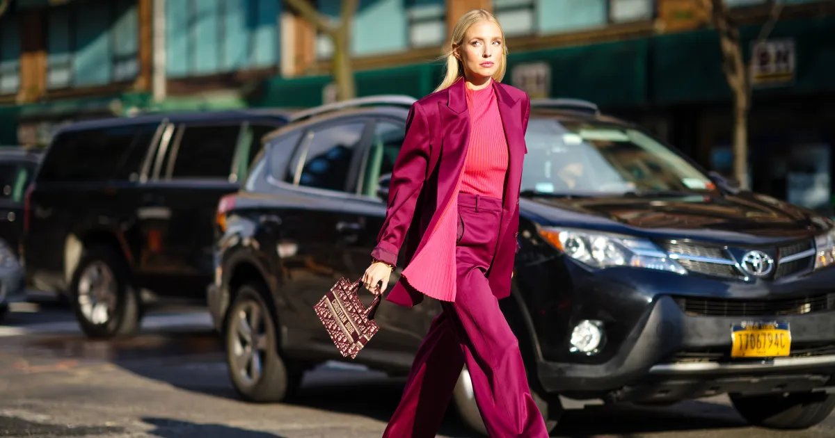 Easy Tips for Achieving the Perfect Smart Casual Look for Any Occasion, According to a Stylist