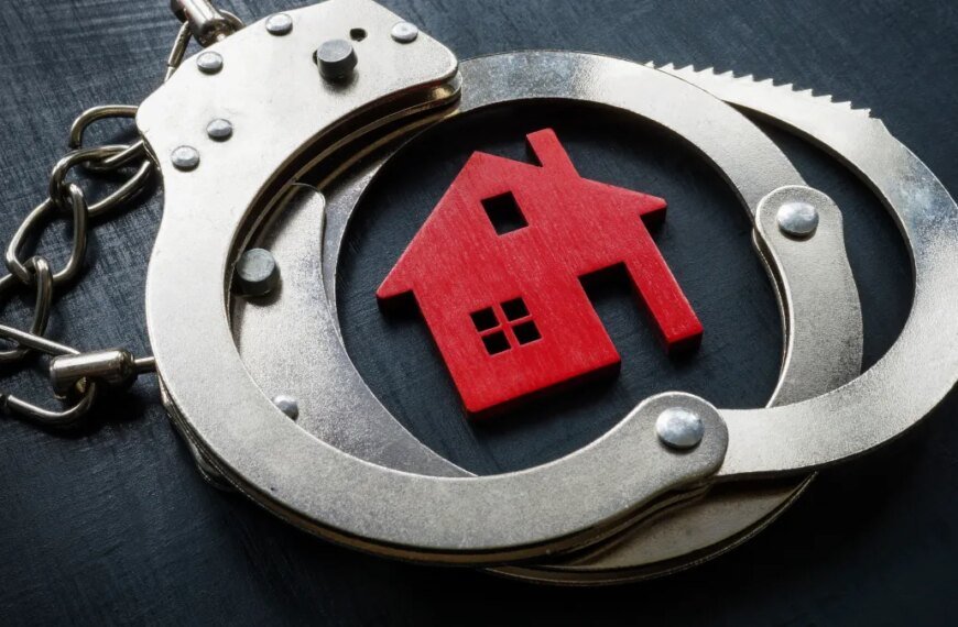 Eleven Individuals Charged in Southern California Loan Fraud Scheme Involving $6 Million in Identity Theft