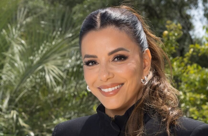 Eva Longoria Shows Off Her Shortest Haircut Since 2008 Featuring a Trendy Gen Z Detail
