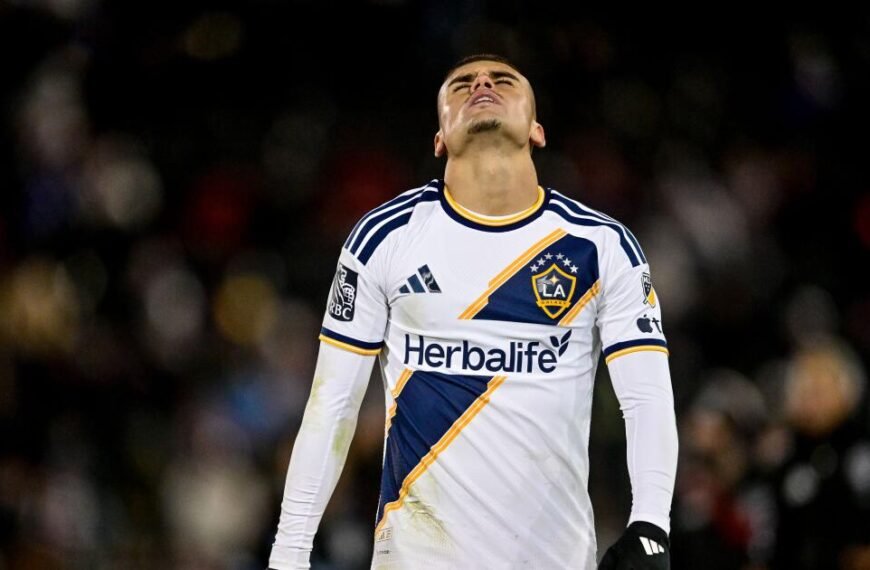 Galaxy Falls to Colorado Following Gabriel Pec's Red Card