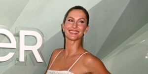 Gisele Bündchen Shows Off Her Gold Wedding Ring for the First Time Since Marrying Joaquim Valente