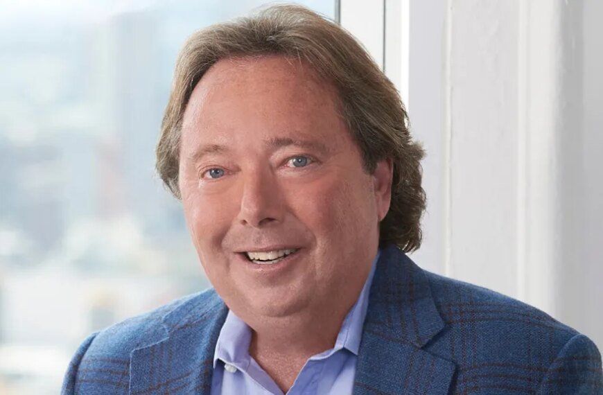 Imax CEO Richard Gelfond to Take Short Medical Leave