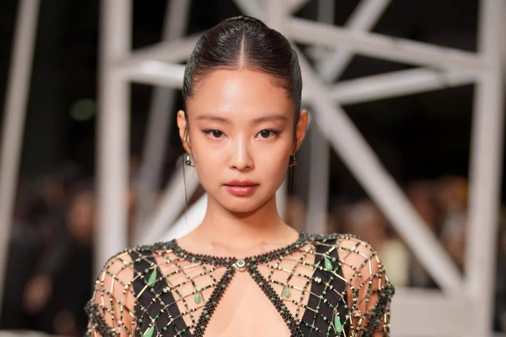 Jennie from BLACKPINK Joins the Fun with Tame Impala in the Viral ‘Dracula’ Trend