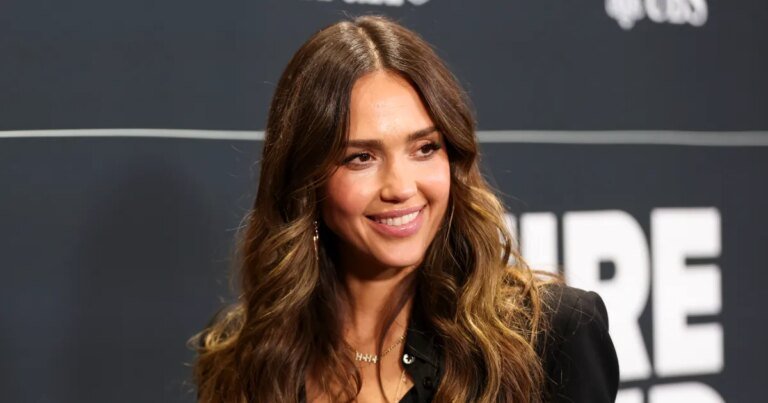 Jessica Alba Joins the Animal-Print Trend—And It's Not Just Leopard