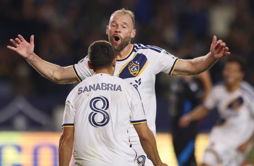 João Klauss and Lucas Sanabria Shine as Galaxy Triumph Over Charlotte