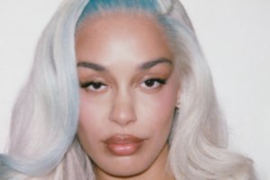 Jorja Smith Joins Jack Whitehall as the Musical Guest on the Fourth Episode of SNL UK