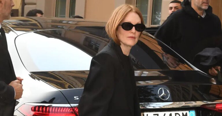 Julianne Moore's Chic Tote Has a Lookalike for Just $60
