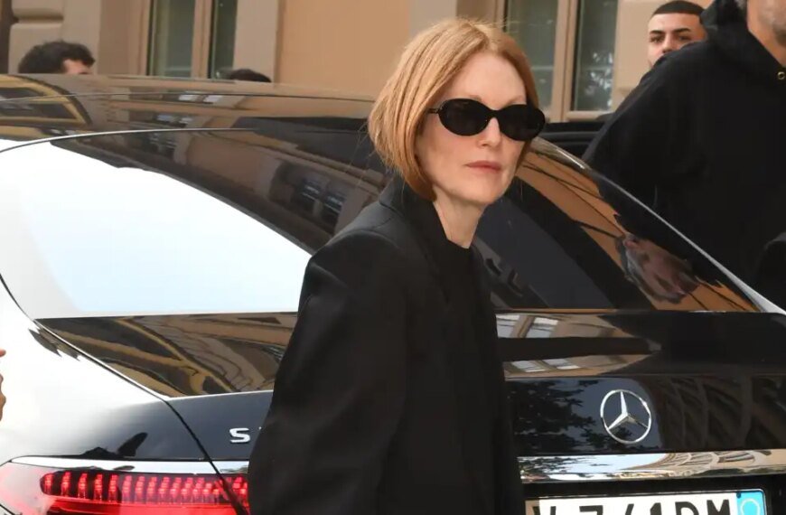 Julianne Moore's Chic Tote Has a Lookalike for Just $60