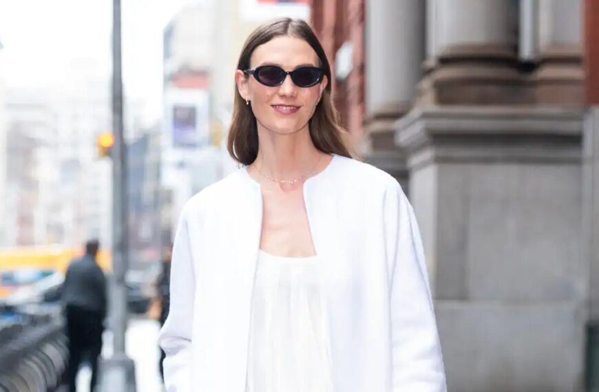 Karlie Kloss is Showcasing Stylish and Comfortable Pants as a Fresh Denim Option for Spring