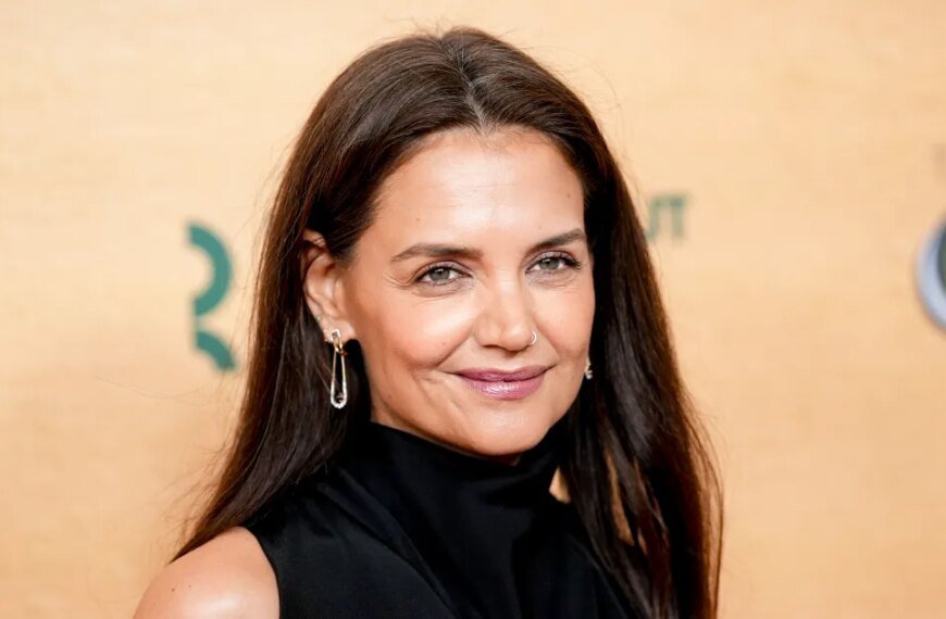 Katie Holmes' Favorite Tote: A Stylish Essential for Manhattan Women You Need to Try