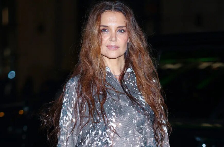 Katie Holmes Steps Out in Stylish and Comfortable Flats for Spring Available on Amazon