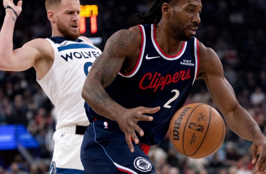 Kawhi Leonard's 45 Points Lead the Clippers to a 153-Point Victory and a Winning Record