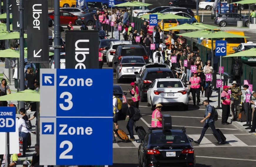 LA is Looking at Increasing Fees for Taxis and Ride-Hailing Services at LAX